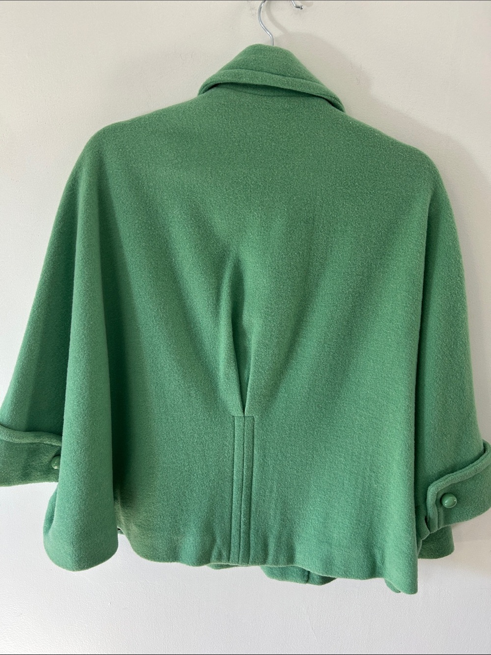 CAbi Wool Blend Cape #168 Green Size S/M 50’s Inspired with Polka Dot Lining - Picture 7 of 15